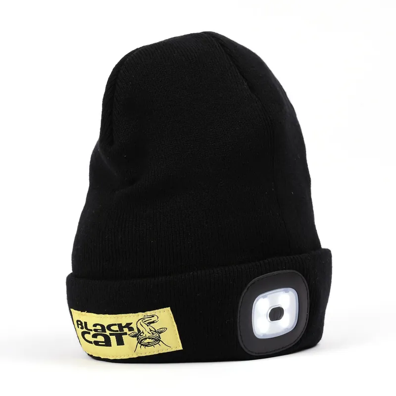 CZAPKA ZIMOWA Z LATARKĄ BLACK CAT - Wyjątkowa oferta